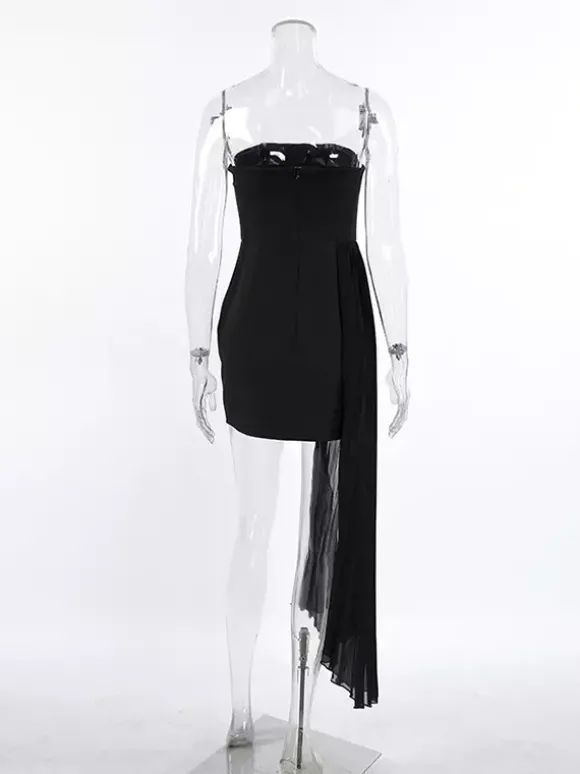 Robe d'été mini sans bretelles avec drapé plissé asymétrique pour femmes 2026