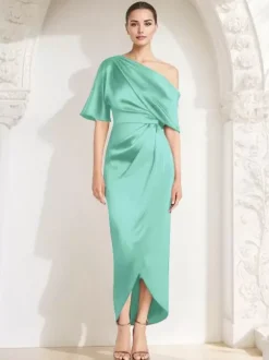 Robe fourreau plissée pour mère asymétrique épaule dénudée demi-manches robes d'invitées pour mariage