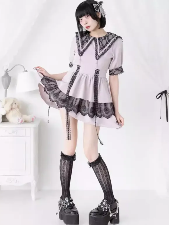 Robe gothique Lolita de style japonais en dentelle épissée col marin manches courtes coupe ajustée