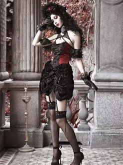 Robe gothique Lolita noire plissée en dentelle et blocs de couleurs