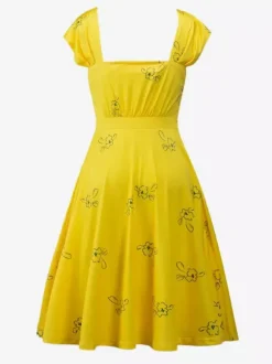 Robe jaune décontractée mi-longue à manches courtes et imprimé floral col carré manches courtes style midi.
