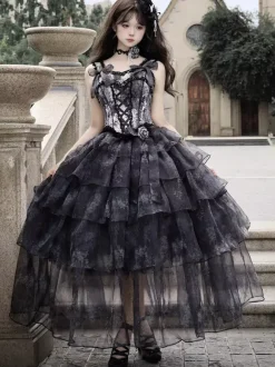 Robe Lolita féerique violette et noire à volants corset en dentelle avec n艙ud et bandage