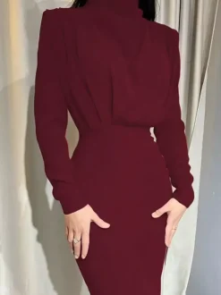 Robe longue à col montant pour femme - Robe fendue au dos et manches longues - Soirée de printemps 2026
