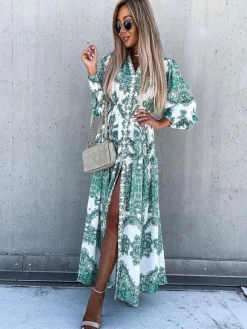 Robe longue baroque à imprimé volutes col en V manches lanternes et fente haute - Idéale pour les invités aux mariages de printemps 2026
