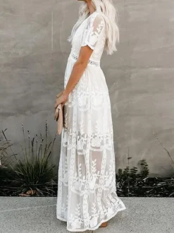 Robe longue bohème en dentelle blanche pour femme - Robe longue transparente à manches courtes et col en V - Tenue d'été pour la plage les mariages et les vacances 2026