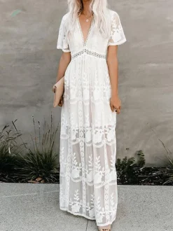 Robe longue bohème en dentelle blanche pour femme - Robe longue transparente à manches courtes et col en V - Tenue d'été pour la plage les mariages et les vacances 2026