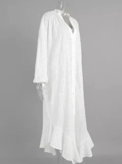 Robe longue brodée à 艙illets pour femme - Kaftan bohème blanc à col en V et ourlet à volants oversize - Vacances d'été à la plage 2026