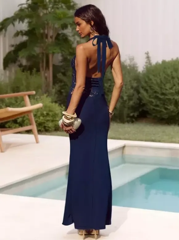 Robe longue dos nu bleu marine à col halter pour femme - Robe asymétrique en dentelle patchwork - Robe moulante sexy idéale pour une soirée d'anniversaire d'été 2026
