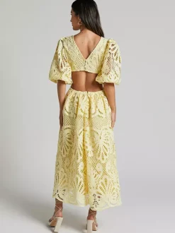 Robe longue en dentelle ajourée pour femme - Décolleté en V profond manches bouffantes coupe trapèze - Robe de bal - Invitée à un mariage d'été 2026