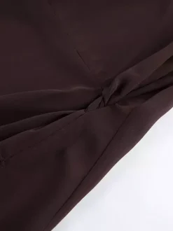 Robe longue en maille transparente à manches longues et fente latérale style cache-maillot pour femme 2026