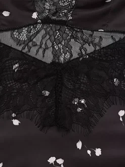 Robe longue en satin et dentelle patchwork pour femme - Imprimé floral noir col en V manches courtes coupe ajustée - Idéale pour les soirées d'été 2026