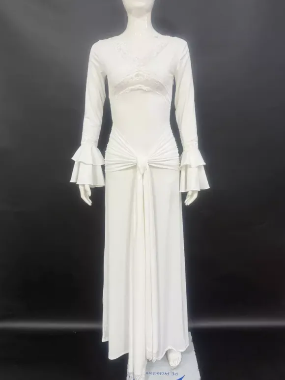 Robe longue maxi à col en V et bordure en dentelle pour femme - Robe moulante blanche bohème à manches longues et poignets trompette - Idéale pour un mariage printanier à la plage (2026)
