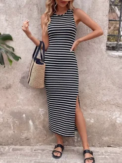 Robe longue moulante à col rond sans manches à rayures décontractées et dos nu idéale pour une soirée romantique.
