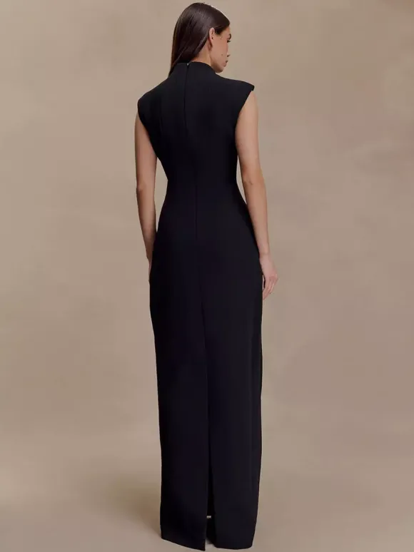 Robe longue moulante sans manches à découpe en forme de goutte d'eau pour femme 2026