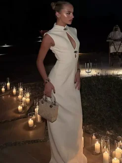 Robe longue moulante sans manches à découpe en forme de goutte d'eau pour femme 2026