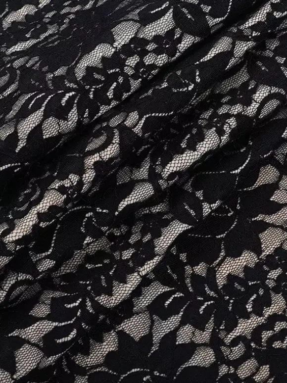 Robe longue pour femme en dentelle noire superposée - Robe dos nu à bretelles et doublure nude - Robe de soirée moulante et sexy 2026