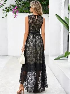 Robe longue sans manches à col rond et taille naturelle en dentelle élégante blanche