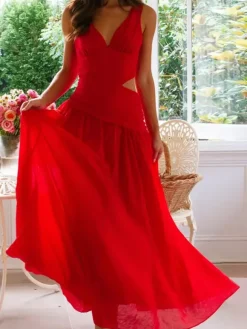 Robe longue sans manches à découpes pour femme - Robe bohème fluide trapèze dos nu et col en V froncé - Idéale pour les invités aux mariages d'été 2026