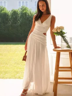 Robe longue sans manches à découpes pour femme - Robe bohème fluide trapèze dos nu et col en V froncé - Idéale pour les invités aux mariages d'été 2026