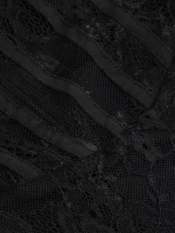 Robe longue sexy en fausse fourrure et dentelle pour femme - Body bustier noir sans bretelles avec jupe transparente - Soirée d'été 2026