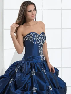 Robe mariée bustier broderie dos nu à laçage jupe à plis longueur au sol Robe de mariée