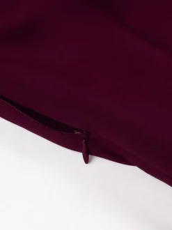 Robe midi élégante à revers rétro et boutons latéraux coupe ajustée et évasée pour femme (collection 2026)