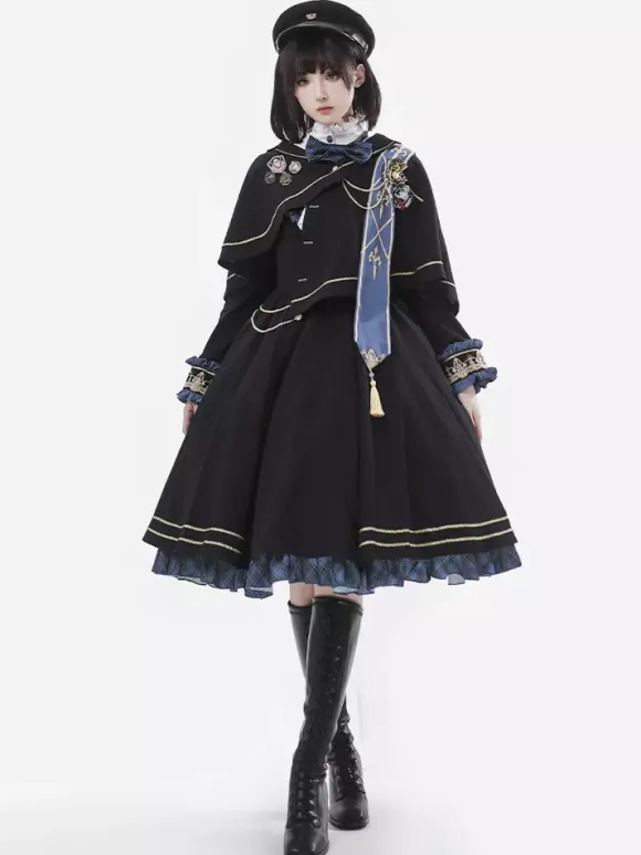 Robe militaire Lolita avec cravate et cape costume élégant de cosplay pour jeu de rôle