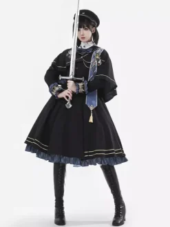 Robe militaire Lolita avec cravate et cape costume élégant de cosplay pour jeu de rôle