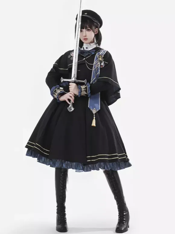 Robe militaire Lolita avec cravate et cape costume élégant de cosplay pour jeu de rôle