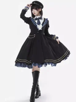 Robe militaire Lolita avec cravate et cape costume élégant de cosplay pour jeu de rôle