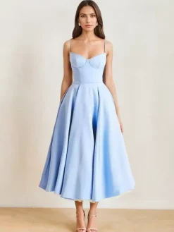 Robe mi-longue rose pâle à bretelles et décolleté en c艙ur coupe trapèze pour fête d'anniversaire pour femme 2026
