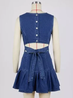 Robe mini en jean plissée sans manches pour femme - Dos nu sexy découpe et n艙ud coupe slim - Style streetwear été plage 2026