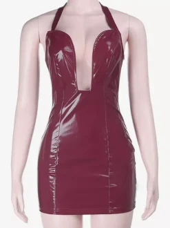 Robe mini femme en similicuir rouge foncé - Robe moulante sexy à décolleté plongeant et dos nu - Style rebelle pour vos soirées d'été 2026