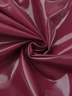 Robe mini femme en similicuir rouge foncé - Robe moulante sexy à décolleté plongeant et dos nu - Style rebelle pour vos soirées d'été 2026