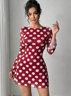 Robe mini moulante à pois manches longues et dos nu collection 2026
