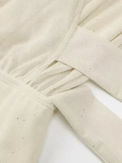 Robe mini plissée à manches longues et col en V couleur abricot pour une soirée en amoureux