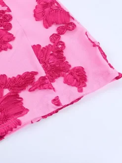 Robe moulante à bretelles spaghetti et motifs floraux pour femme - Mini-robe sexy - Tenue idéale pour une soirée d'été en club (collection 2026)