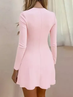 Robe moulante Coquette pour femme - Rose pastel manches longues buste froncé - Tenue idéale pour un brunch printanier ou une soirée en amoureux (collection 2026)