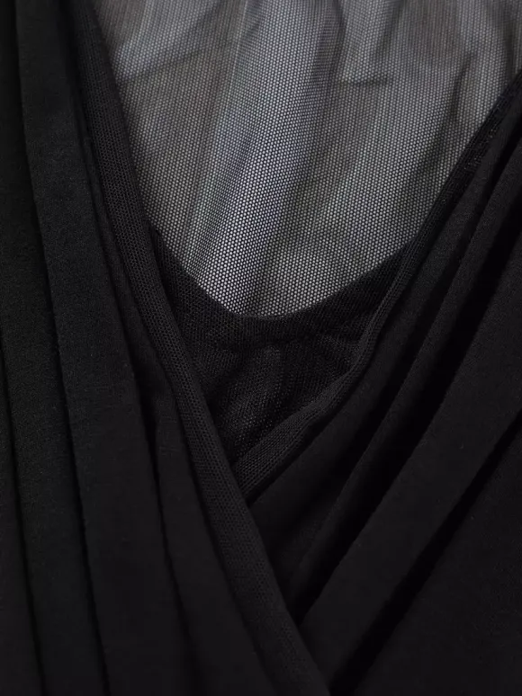 Robe moulante maxi à manches longues découpes et fronces en maille croisée sur le devant pour femme 2026