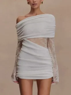 Robe moulante mini à épaules dénudées manches longues et froncée en dentelle pour femme 2026