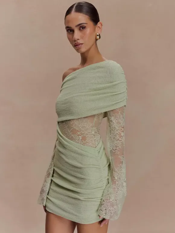 Robe moulante mini à épaules dénudées manches longues et froncée en dentelle pour femme 2026
