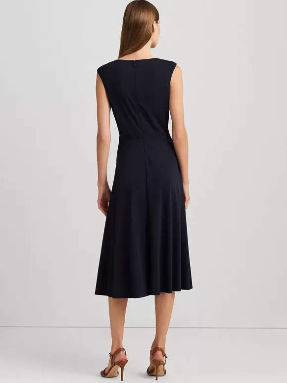Robe mère à col bijou sans manches courte plissée robes d'invitées de mariage