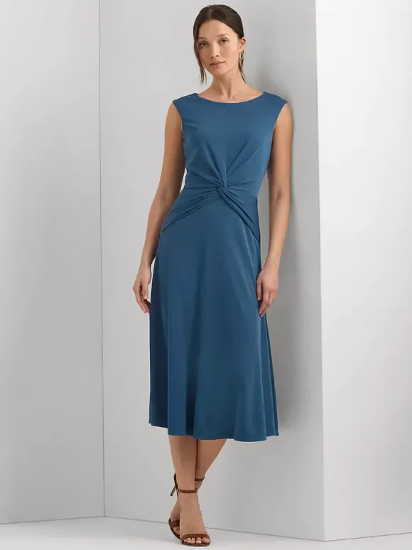 Robe mère à col bijou sans manches courte plissée robes d'invitées de mariage