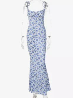 Robe nuisette bleue à fleurs style cottagecore pour femme - Robe longue moulante blanche à buste froncé - Été 2026
