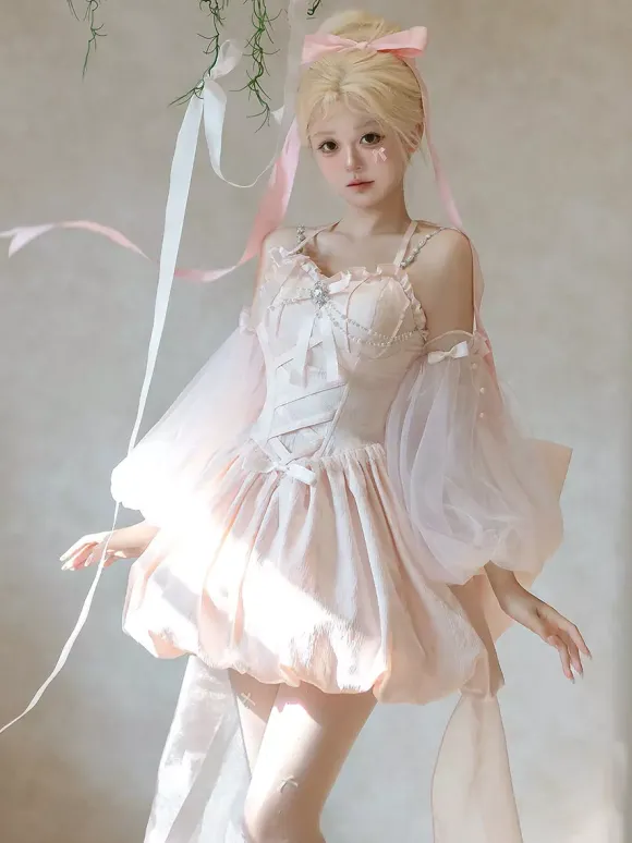 Robe Sweet Lolita en jacquard avec n艙uds jupe-salopette rose à manches amovibles silhouette fleurie et traîne.