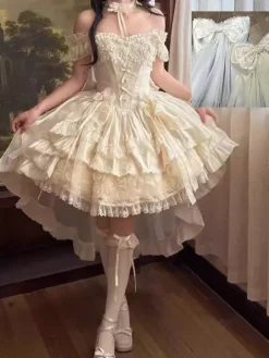 Robe Sweet Lolita en polyester sans manches à lacets et volants multiples couleur champagne.
