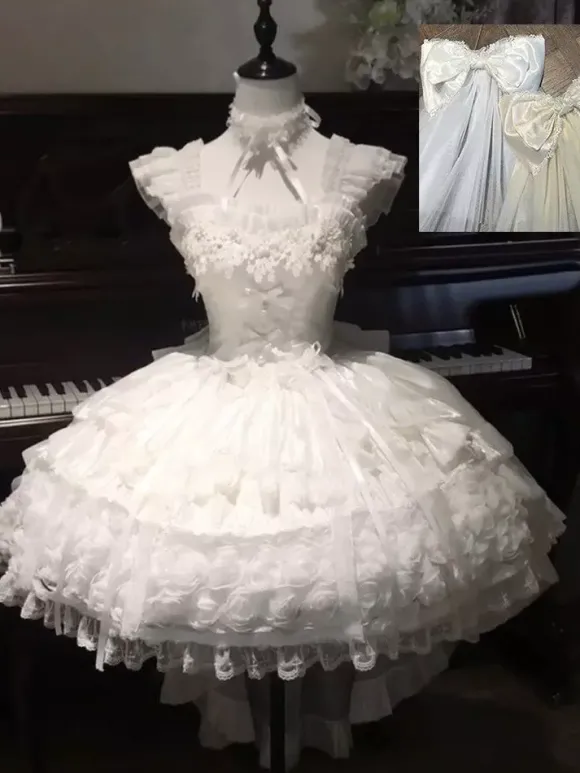 Robe Sweet Lolita en polyester sans manches à lacets et volants multiples couleur champagne.