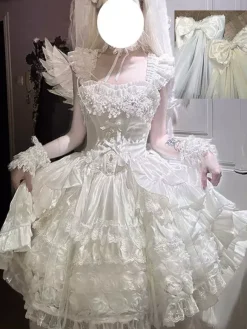 Robe Sweet Lolita en polyester sans manches à lacets et volants multiples couleur champagne.