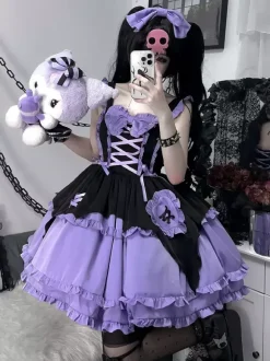 Robe à bretelles gothique Lolita d'  violette de la série Dark magical girl à volants et à lacets costumes de cosplay