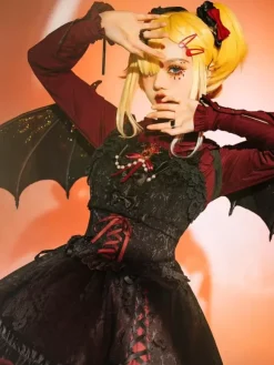 Robe à bretelles gothique Lolita d'  à volants en dentelle jacquard à blocs de couleurs rouge et noir